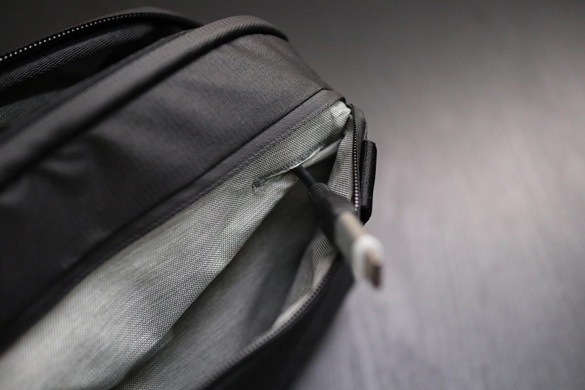 Review: Peak Design Travel Tech Pouch | 1KIND Photography